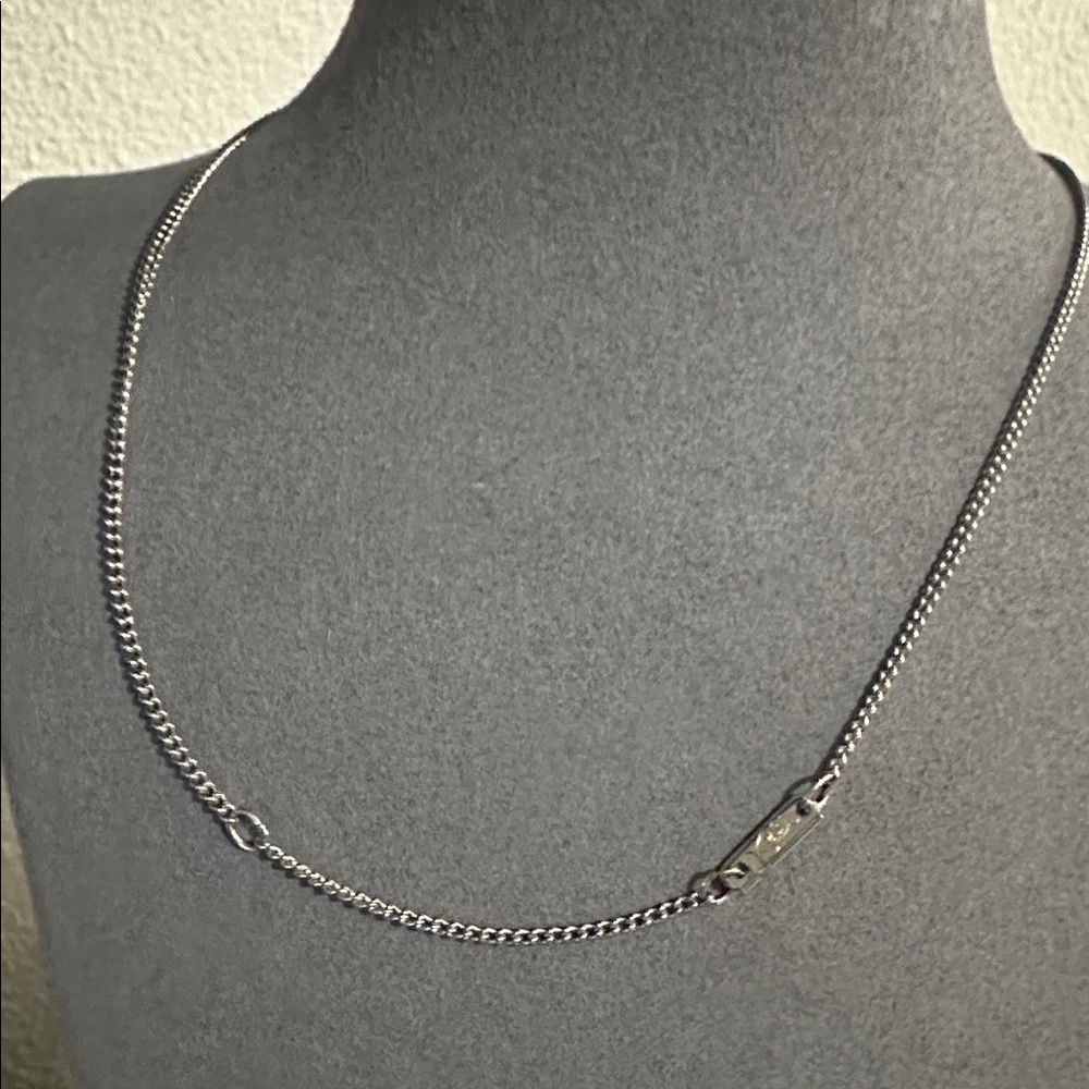 Sarah Coventry Silvertone Locket Necklace - Picture 4 of 5